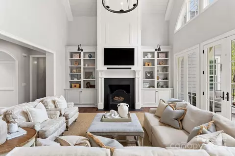 Living - 905 Martingale Ln, Davidson, NC 28036 photo 4 of 5