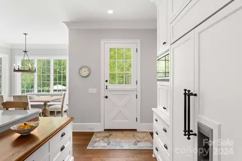Entry Way - 905 Martingale Ln, Davidson, NC 28036 photo 2 of 4