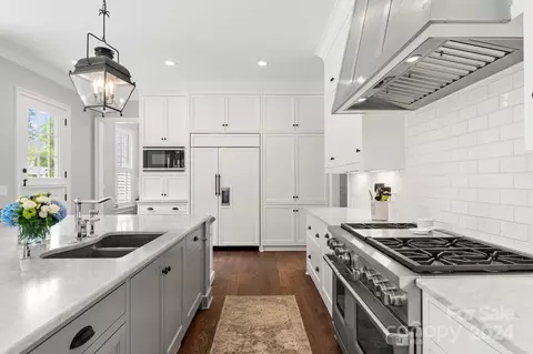 Kitchen - 905 Martingale Ln, Davidson, NC 28036 photo 2 of 5