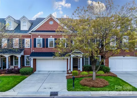 7618 Dahlia Blossom Dr, Charlotte, NC 28226