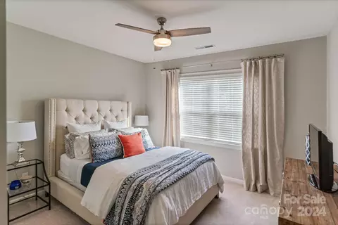 Bedroom - 184 Broadleaf Dr, Denver, NC 28037 photo 2 of 3