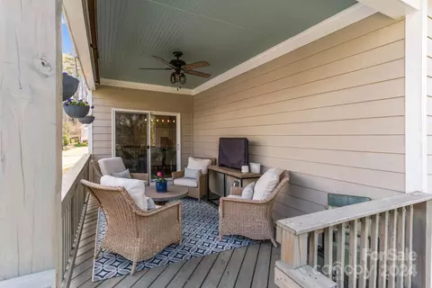 Exterior - 184 Broadleaf Dr, Denver, NC 28037 photo 3 of 8