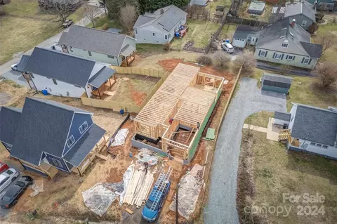 439 Turnpike Rd, Brevard, NC 28712 photo 2