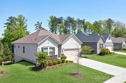 14415 Batteliere Dr, Charlotte, NC 28278