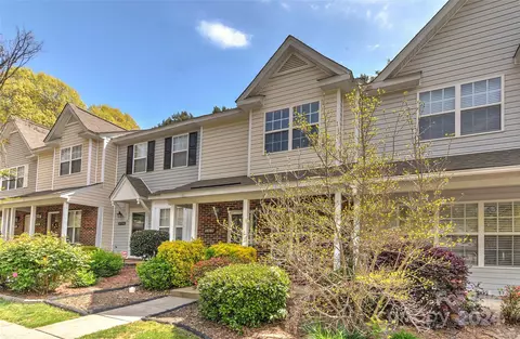 10787 Holly Ridge Blvd, Charlotte, NC 28216