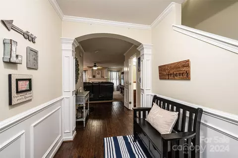 5033 Broad Leaf Ct, Dallas, NC 28034