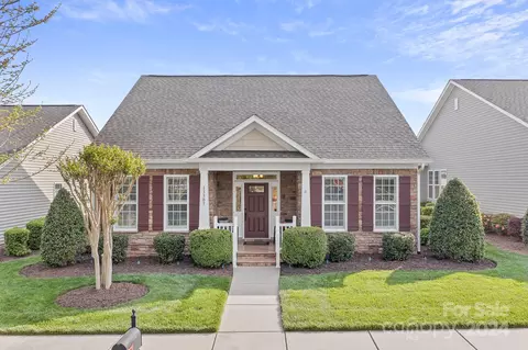 13307 Hazelbrook Ln, Cornelius, NC 28031