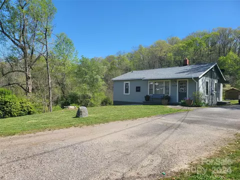 Exterior - 3436 Us 70 E Hwy E, Marion, NC 28752 photo 6 of 9