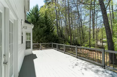 Exterior - 20215 Tailwind Ln, Cornelius, NC 28031 photo 5 of 17