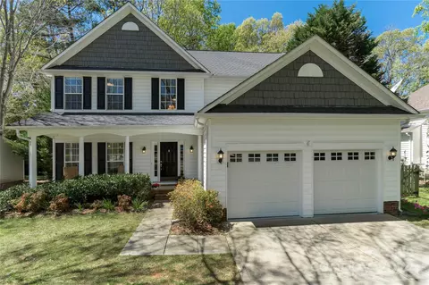 Exterior - 20215 Tailwind Ln, Cornelius, NC 28031 photo 2 of 17