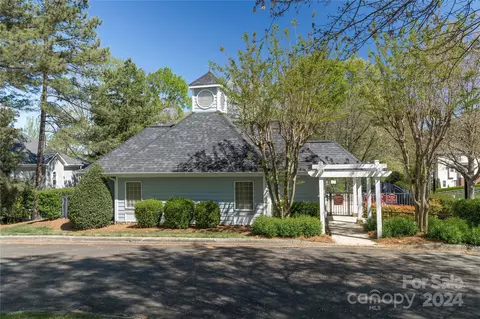 Exterior - 20215 Tailwind Ln, Cornelius, NC 28031 photo 12 of 17