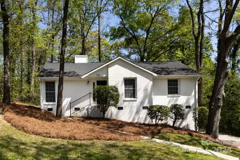 725 Rome Ct, Charlotte, NC 28209