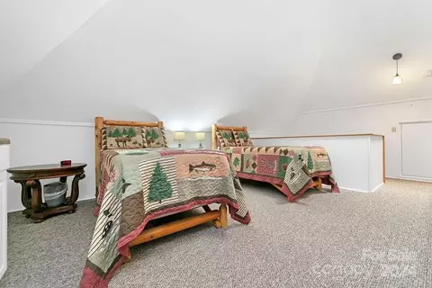 Bedroom - 72 Uloque Ct, Brevard, NC 28712 photo 8 of 9