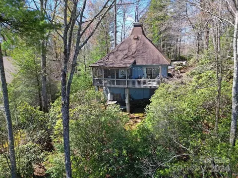 View/Area - 72 Uloque Ct, Brevard, NC 28712 photo 1 of 9