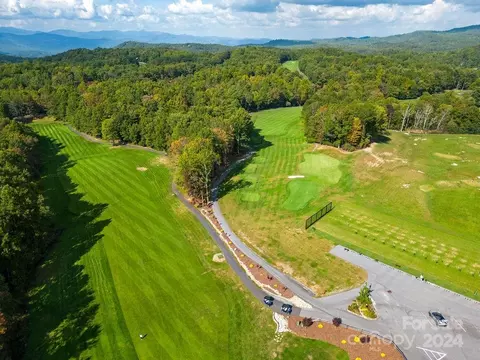 View/Area - 72 Uloque Ct, Brevard, NC 28712 photo 6 of 9
