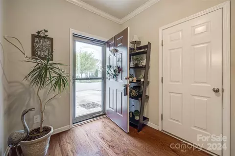 322 Battery Cir, Clover, SC 29710 photo 2