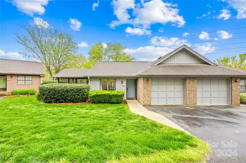 2770 Woodridge Dr, Fort Mill, SC 29715