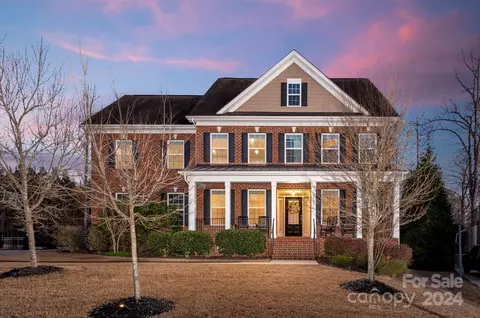 4748 Pearmain Dr, Waxhaw, NC 28173