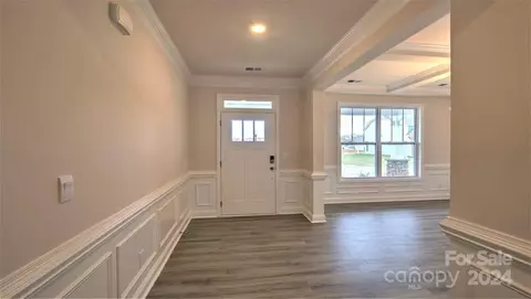 331 Fox Cove Rd, Hendersonville, NC 28792