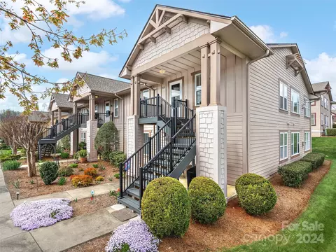 2106 Deermouse 750 Way #750, Hendersonville, NC 28792