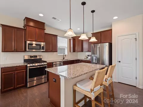 Kitchen - 3203 Bridgewater St, Lancaster, SC 29720 photo 3 of 6