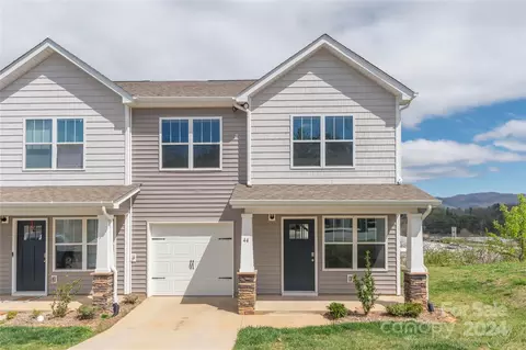 44 Benedict Ln, Weaverville, NC 28787