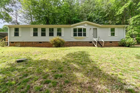 208 Watermoss Dr, Cleveland, NC 27013