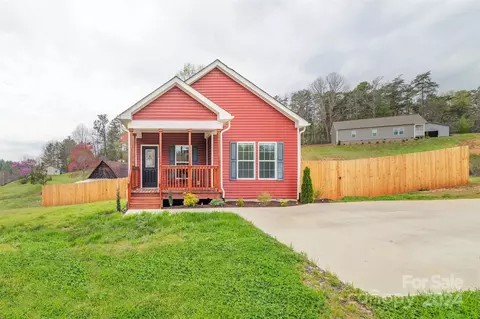 2 Clarks Chapel Ext, Weaverville, NC 28787