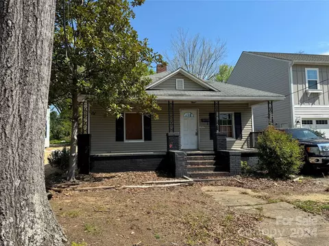 1417 Kennon St, Charlotte, NC 28205