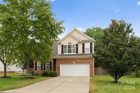 907 Laurel Meadow Dr, Fort Mill, SC 29708