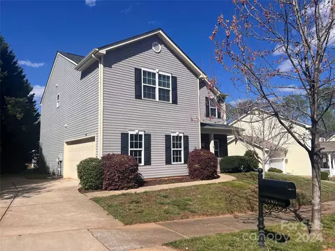 14917 Surrey Crest Ln, Huntersville, NC 28078