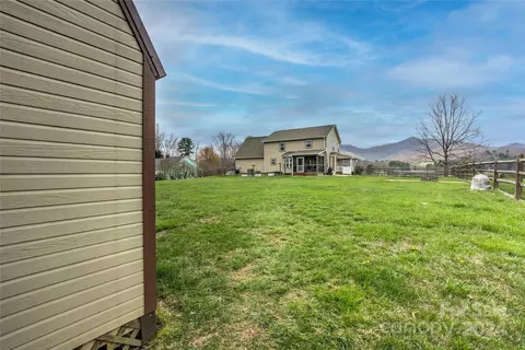 Exterior - 113 Snooks Path, Mars Hill, NC 28754 photo 13 of 15