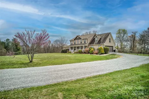 Exterior - 113 Snooks Path, Mars Hill, NC 28754 photo 2 of 15