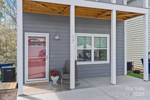 17 Water Pointe Way, Weaverville, NC 28787