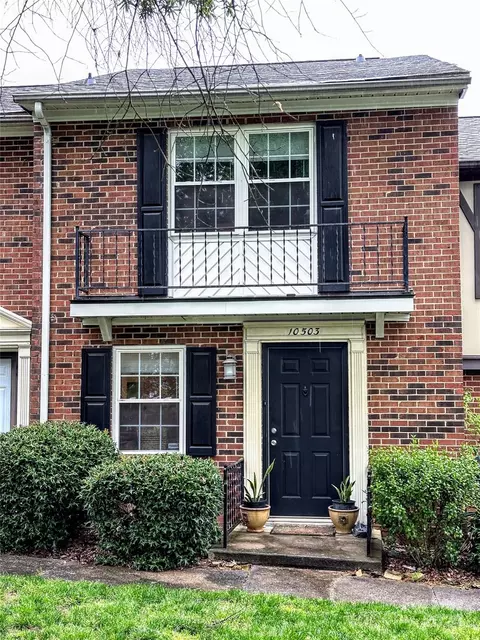 10503 Osprey Dr, Charlotte, NC 28226