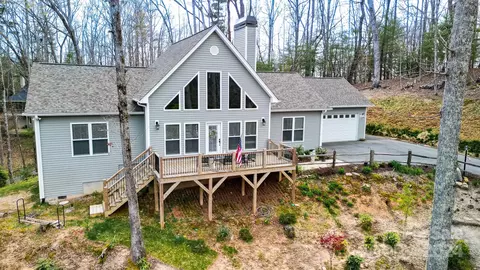 24 Caroline Ln, Pisgah Forest, NC 28768