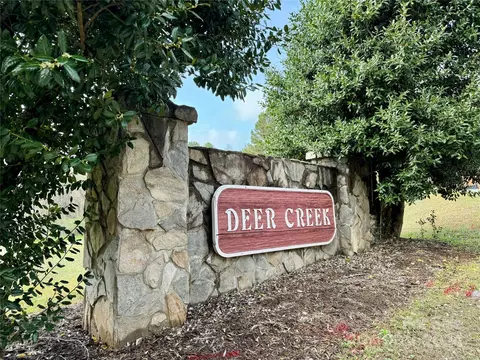 000 Cascades 19 Dr #19, Hickory, NC 28601