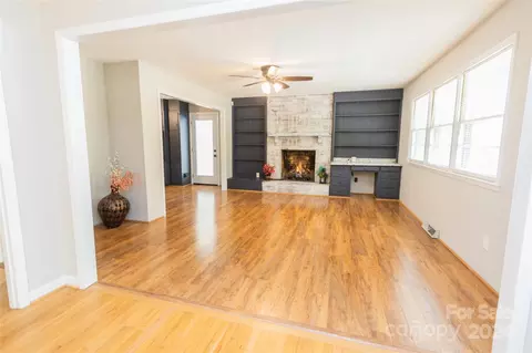 Living - 111 Colonial Ave, Lancaster, SC 29720 photo 4 of 6