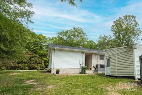 Exterior - 111 Colonial Ave, Lancaster, SC 29720 photo 6 of 11