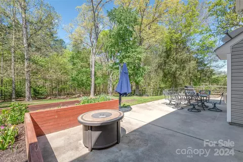 Exterior - 11616 Mud Dr, Midland, NC 28107 photo 3 of 9
