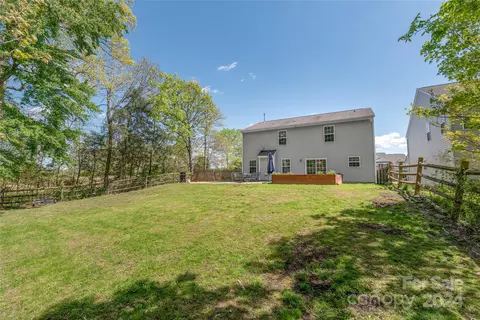 Exterior - 11616 Mud Dr, Midland, NC 28107 photo 7 of 9