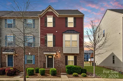 3042 Potomac River Pkwy, Charlotte, NC 28217