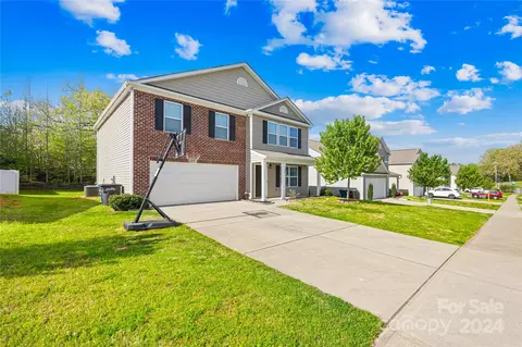 114 Shadow Woods Rd, Statesville, NC 28677