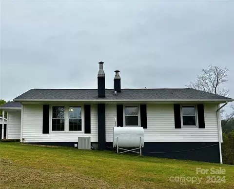 200 Bridge S St S, Wilkesboro, NC 28697