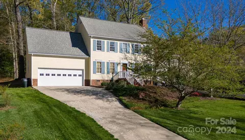 3085 Hitching Post Ln, Rock Hill, SC 29732