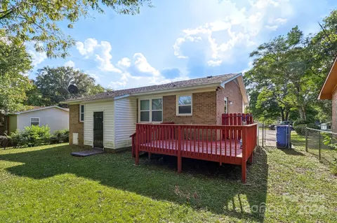 Exterior - 105 Witherspoon St, Lancaster, SC 29720 photo 4 of 5