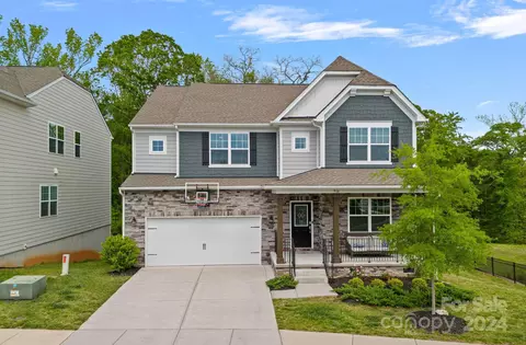 916 Pecan Tree Ln, Fort Mill, SC 29715