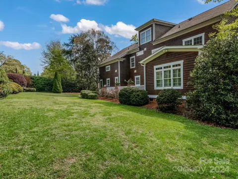 Exterior - 18507 Square Sail Rd, Cornelius, NC 28031 photo 9 of 9
