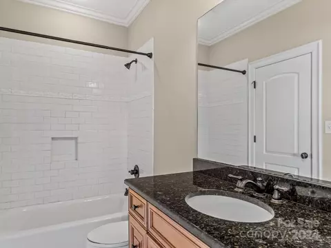 Bath - 18507 Square Sail Rd, Cornelius, NC 28031 photo 6 of 8