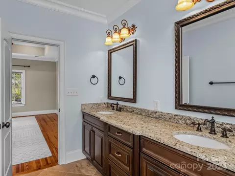 Bath - 18507 Square Sail Rd, Cornelius, NC 28031 photo 4 of 8